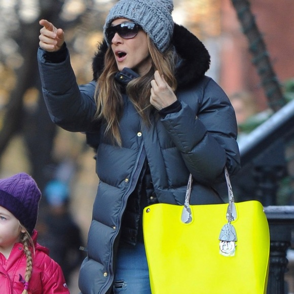 Dior Addict Tote! - Picture 2 of 8